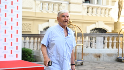 FOTO: Herec Miroslav Donutil ve Varech.