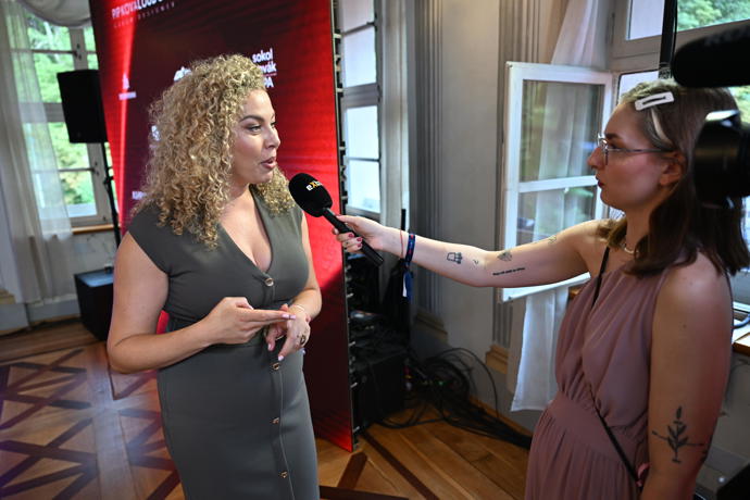 FOTO: Zuzana Gamboa během rozhovoru pro eXtra.cz. – stránka 1549