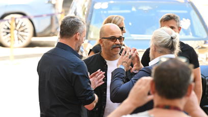 FOTO: Jeffrey Wright se pozdravil s Kryštofem Muchou a Karlem Ochem.