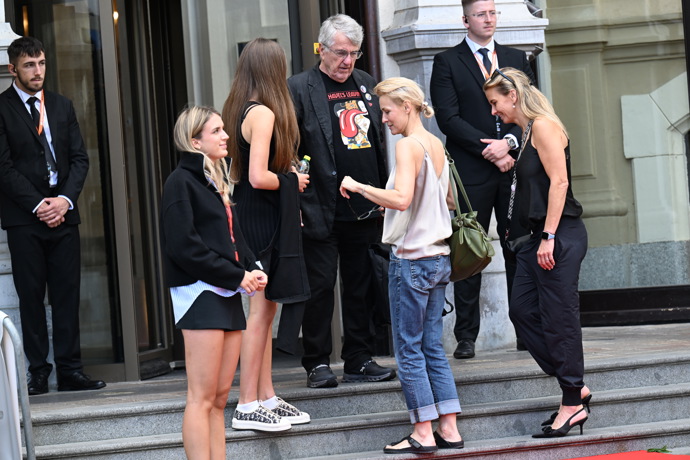 FOTO: 60. ročník Mezinárodního filmového festivalu Karlovy Vary. – stránka 258