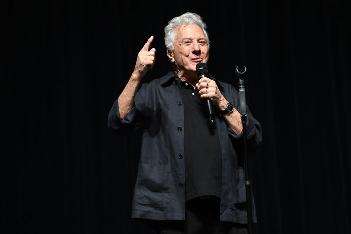 FOTO: Dustin Hoffman představil ve Varech film Absolvent. – stránka 1023