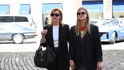 FOTO: Jitka Schneiderová dorazila s dcerou Sofií Annou.
