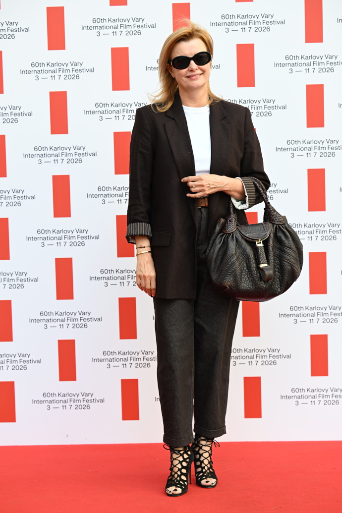 FOTO: Jitka Schneiderová. – stránka 321