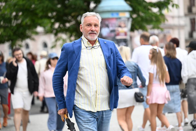 FOTO: Jan Čenský se procházel sám. – stránka 4