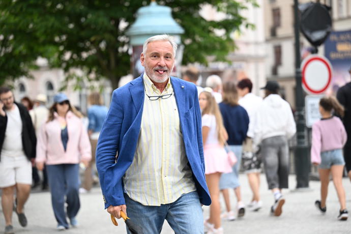 FOTO: Jan Čenský na kolonádě. – stránka 2