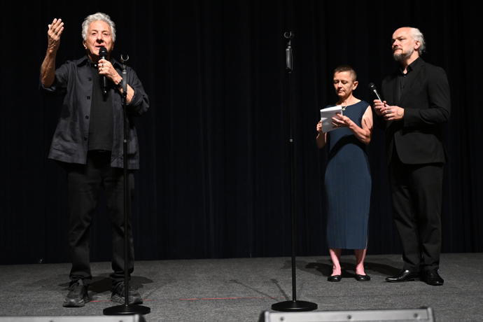 FOTO: Dustin Hoffman představil ve Varech film Absolvent. – stránka 1018