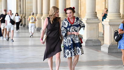 FOTO: Eva Holubová ve Varech.