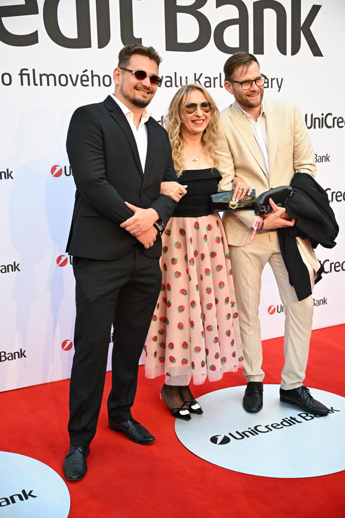FOTO: Kateřina Žbirková na party UniCredit Bank ve Varech. – stránka 1442
