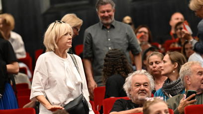 FOTO: Jana Švandová se přišla podívat na dokument Báry Basikové.