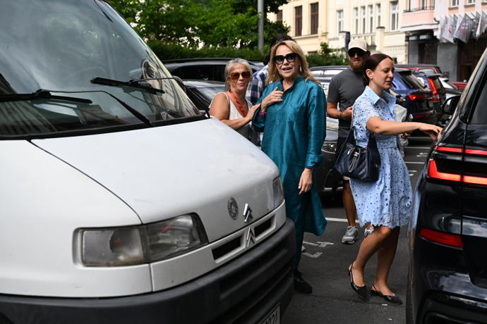 FOTO: Dagmar Havlová vypadala elegnatně. – stránka 1026
