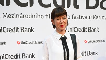 FOTO: Andrea Bartošková na party UniCredit Bank ve Varech.