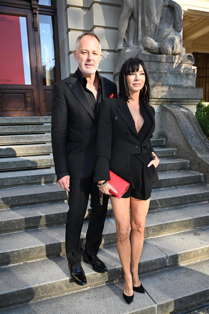 FOTO: Andrea Verešová s manželem. – stránka 3