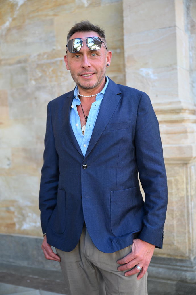FOTO: Moderátor Jan Tuna. – stránka 19