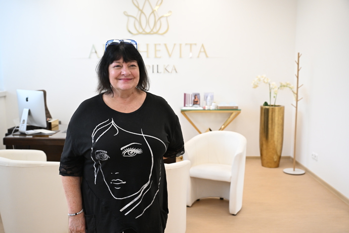 FOTO: Spokojená Dana Bartůňková na klinice Aesthevita, kde se svěřila do rukou odborníků.