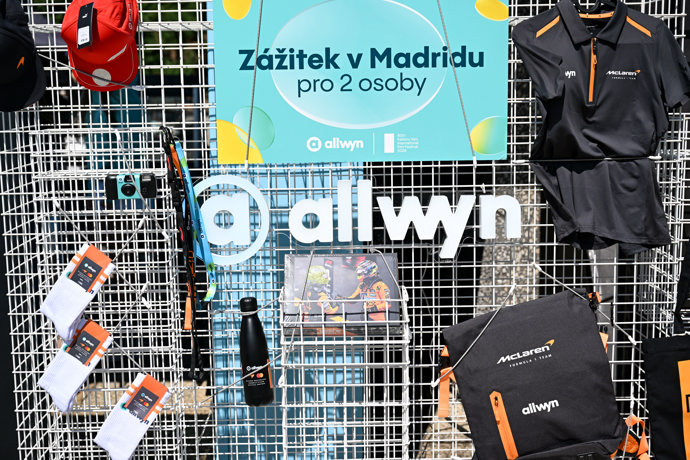 FOTO: V Thermalu mohou návštěvníci zároveň zavítat i na stylovou Allwyn terasu, která je otevřená všem. – stránka 16