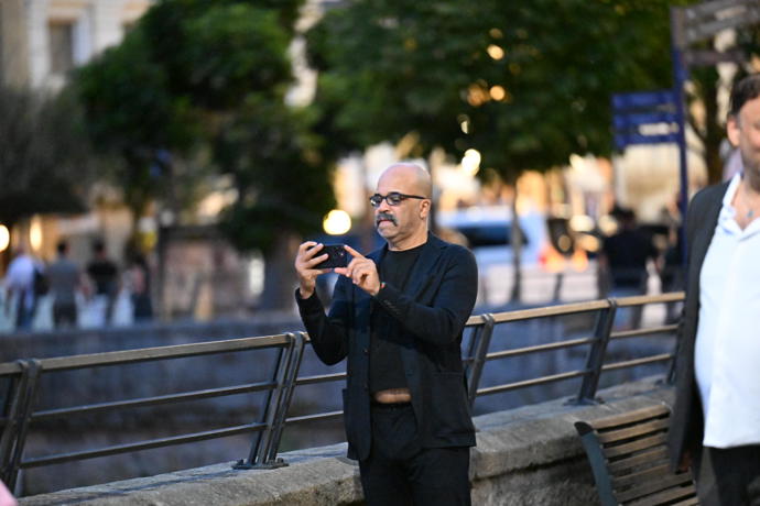 FOTO: Americký herec Jeffrey Wright si užíval večer. – stránka 22
