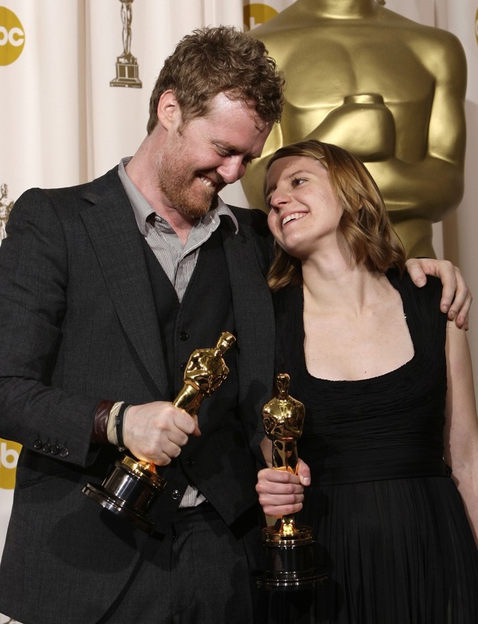 FOTO: Markéta Irglová a Glen Hansard v době, kdy získali Oscara.