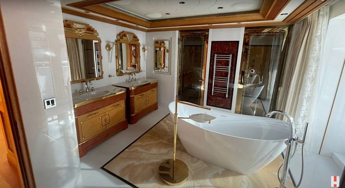 FOTO: Luxusní jachta Graceful v hodnotě zhruba 100 milionů eur je spojována s ruským prezidentem Vladimirem Putinem. – stránka 2
