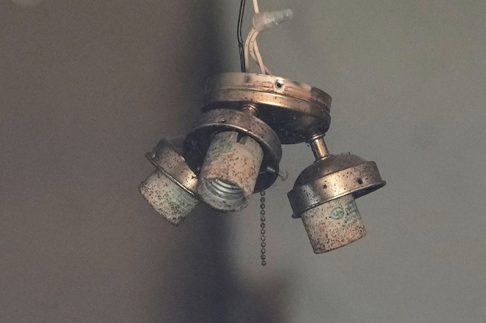 FOTO: Dům hrůzy skýtal různá tajemství. – stránka 7