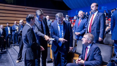 FOTO: Andrej Babiš na NATO.
