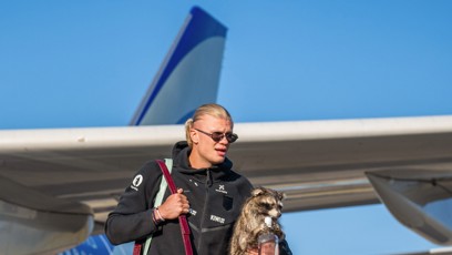 FOTO: Erling Haaland často nosí tašky od známých značek.