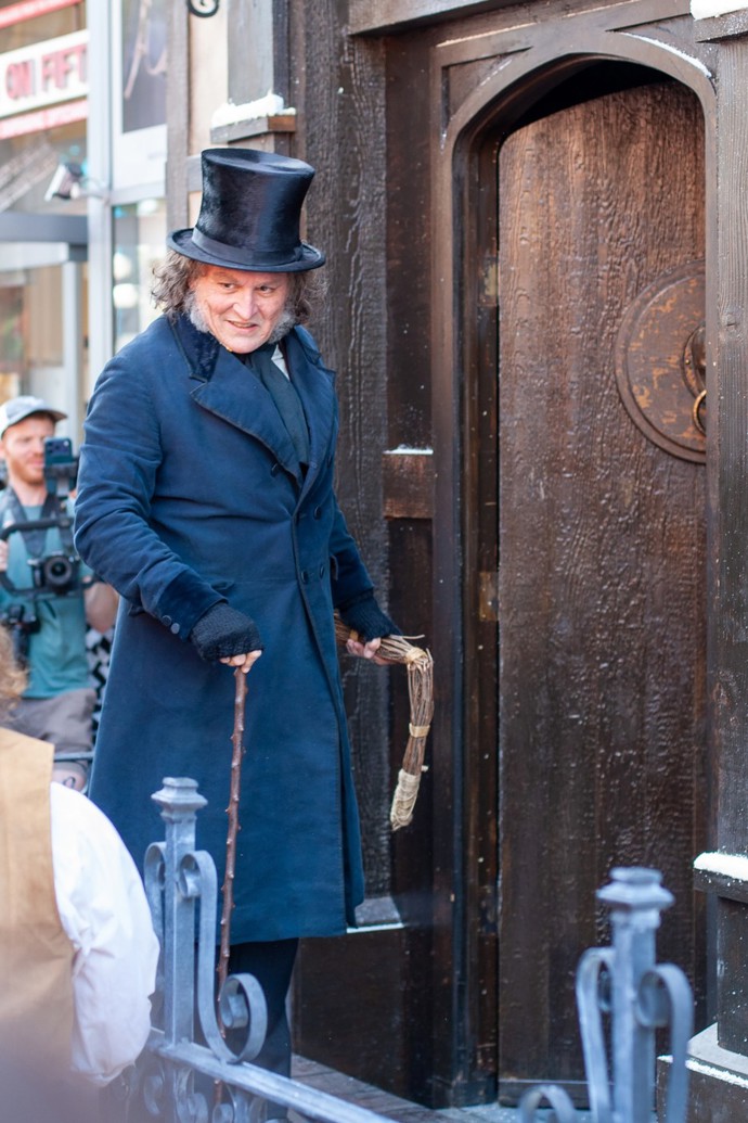 FOTO: Johnny Depp se zdravil s fanoušky. – stránka 6