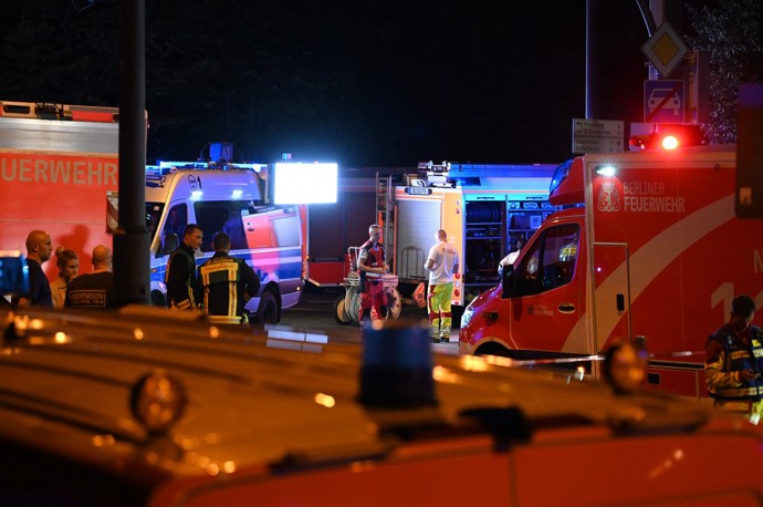 FOTO: V Berlíně došlo k tragédii. – stránka 3
