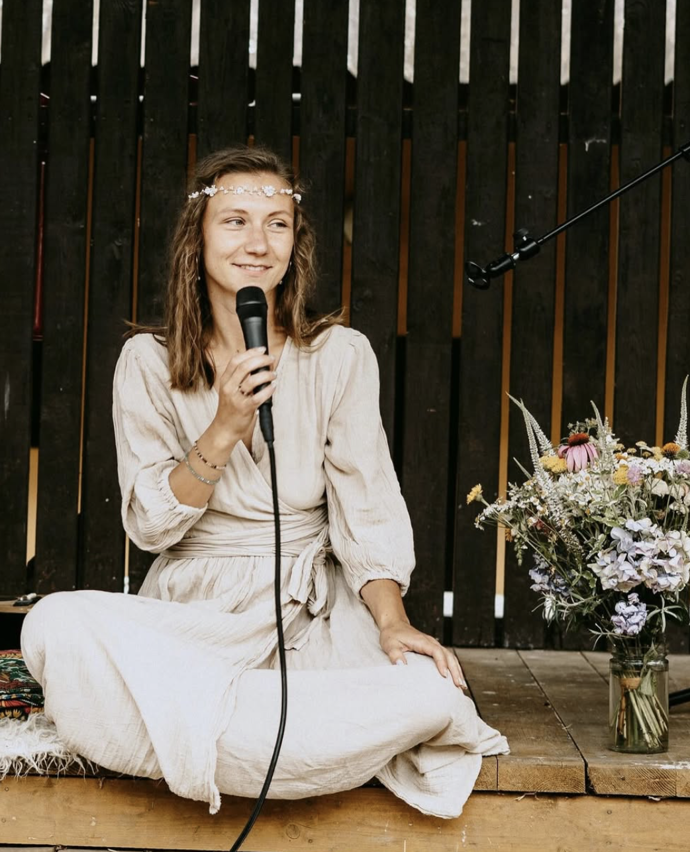 FOTO: Karolína Kostrňová se vyjádřila k tragédii. – stránka 4