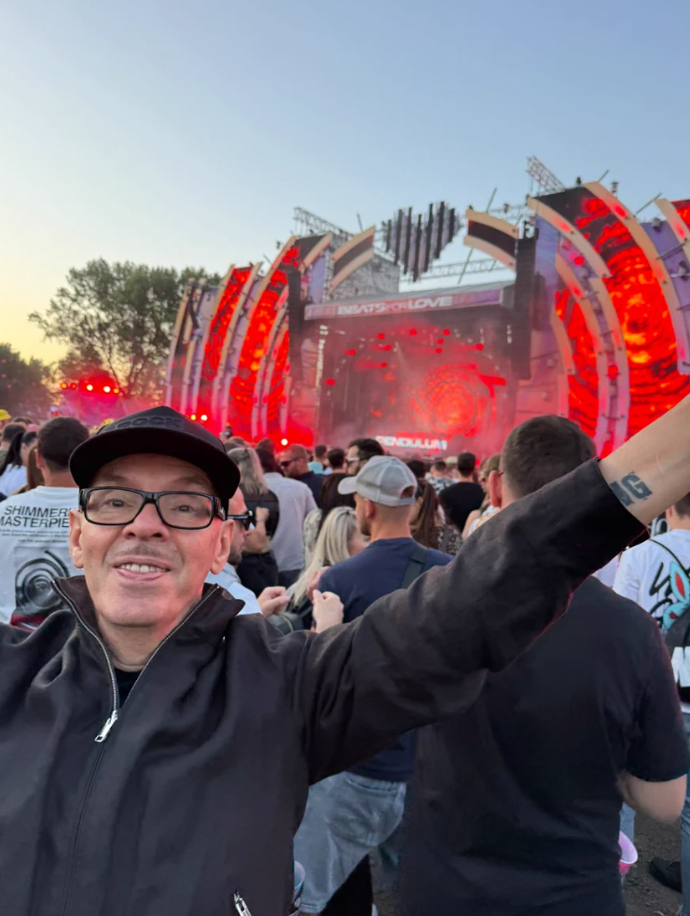 FOTO: Oto Klempíř na Beats for Love. – stránka 14