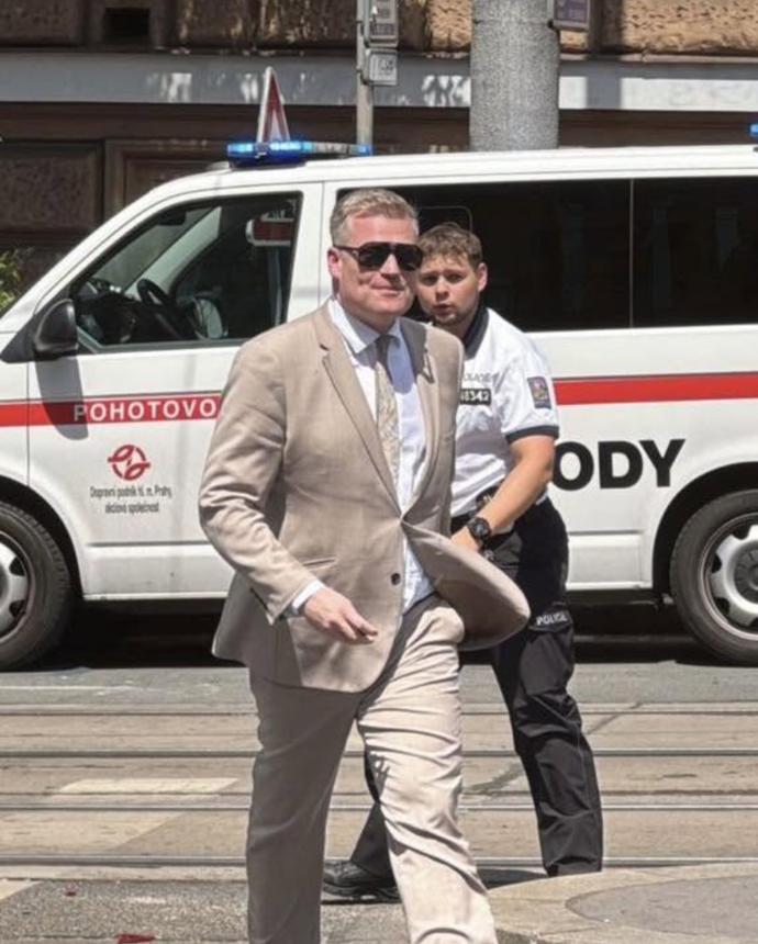 FOTO: Filip Turek měl nehodu. – stránka 29