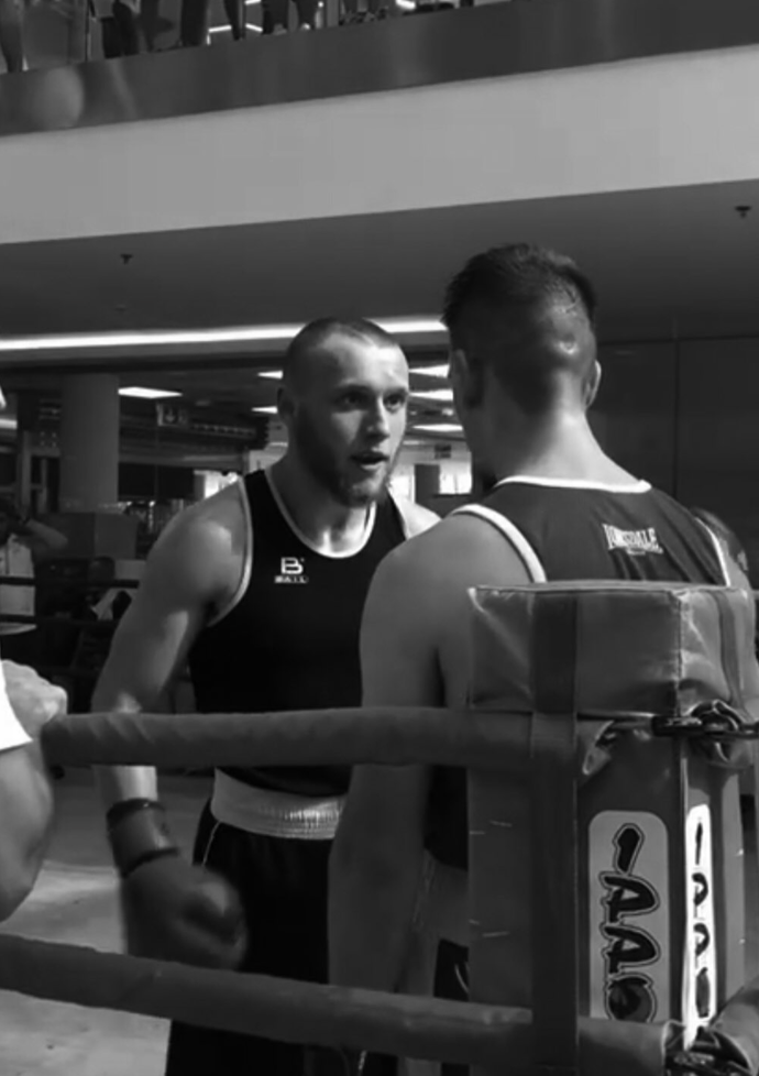 FOTO: Pavel Mikhalov bude boxovat na galavečeru GBO boxing New Era 2