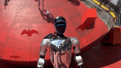 FOTO: Robot Ruda je první humanoidní influencer v Česku.