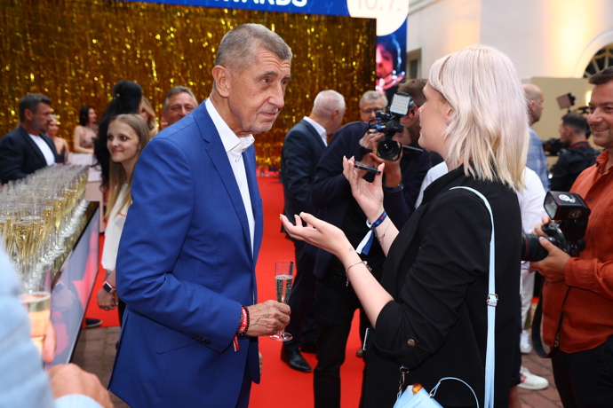 FOTO: Andrej Babiš během rozhovoru pro eXtra.cz. – stránka 968