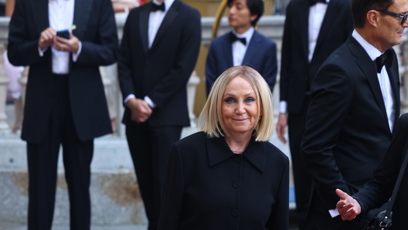 FOTO: Zpěvačka Bára Basiková celá v černém.
