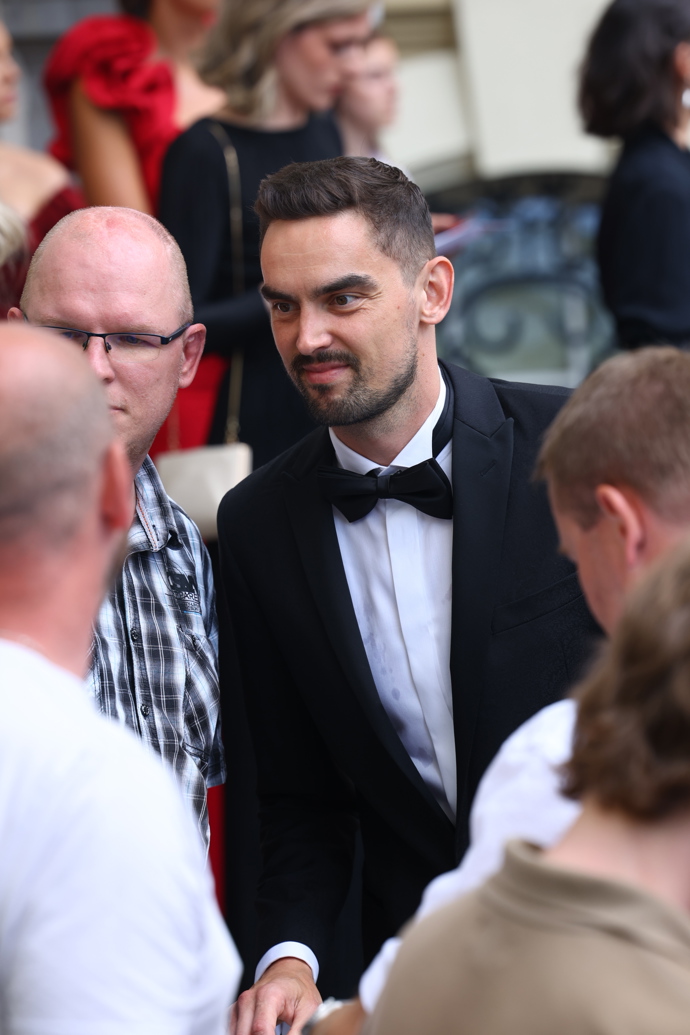 FOTO: Basketbalista Tomáš Satoranský. – stránka 9