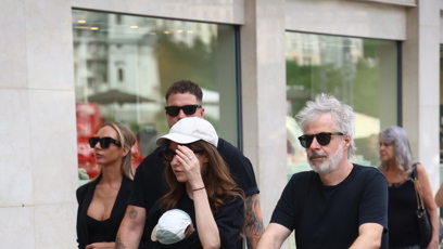 FOTO: Eliška Křenková s partnerem a svým dítětem.
