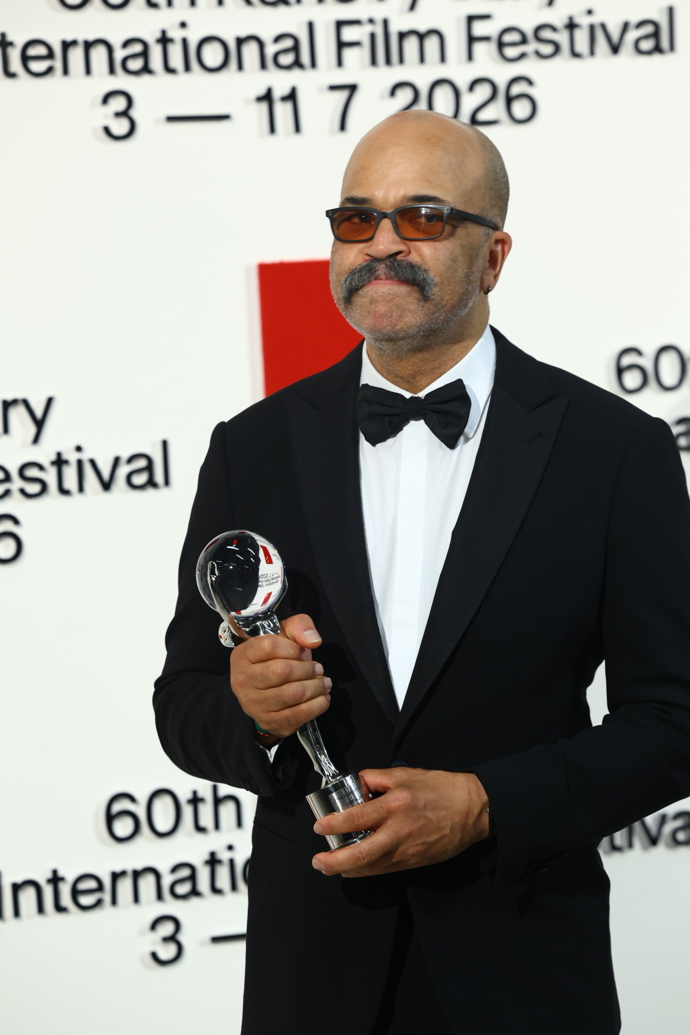 FOTO: Oceněný Jeffrey Wright. – stránka 19