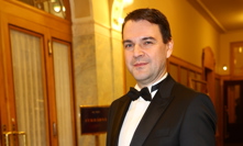 Česko-Slovenský ples si nenechal ujít ministr Petr Macinka.