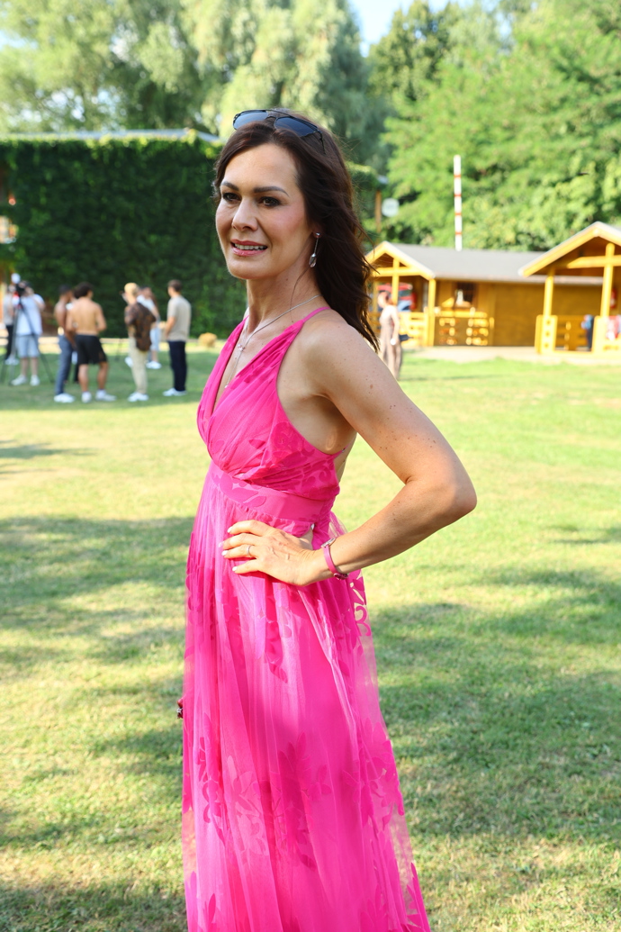 FOTO: Dorazila i Jana Doleželová. – stránka 65