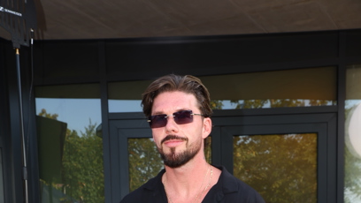FOTO: Matyáš v černém.