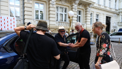 FOTO: Harvey Keitel přijel do Karlových Varů.