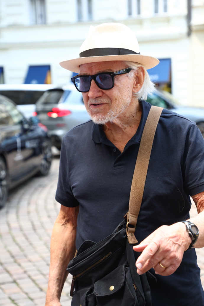 FOTO: Harvey Keitel v Karlových Varech. – stránka 6