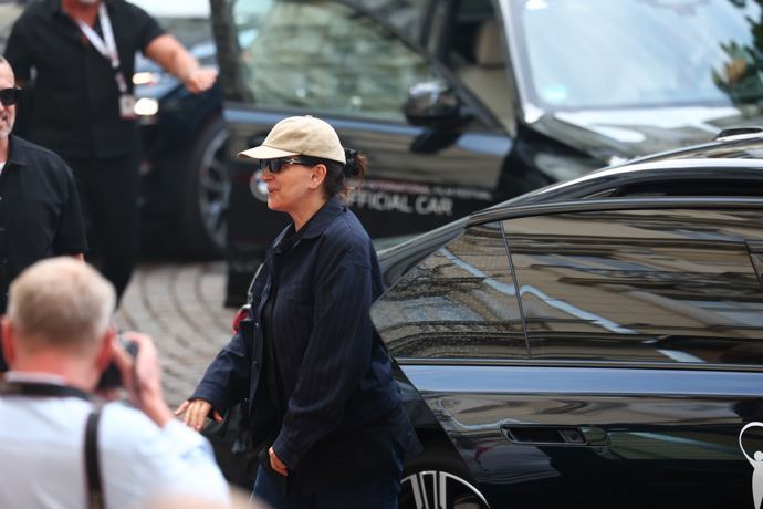 FOTO: Francouzská herečka Juliette Binoche dorazila do Varů. – stránka 892