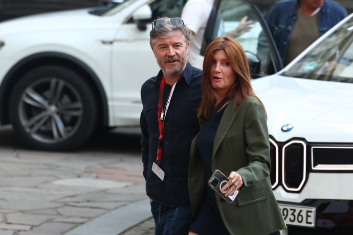 FOTO: Barry Ward a Sharon Horgan přijeli do Varů. – stránka 861