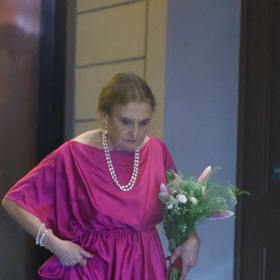Eva Holubová na odchodu.
