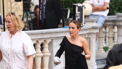FOTO: Tereza Ramba spěchá do auta.