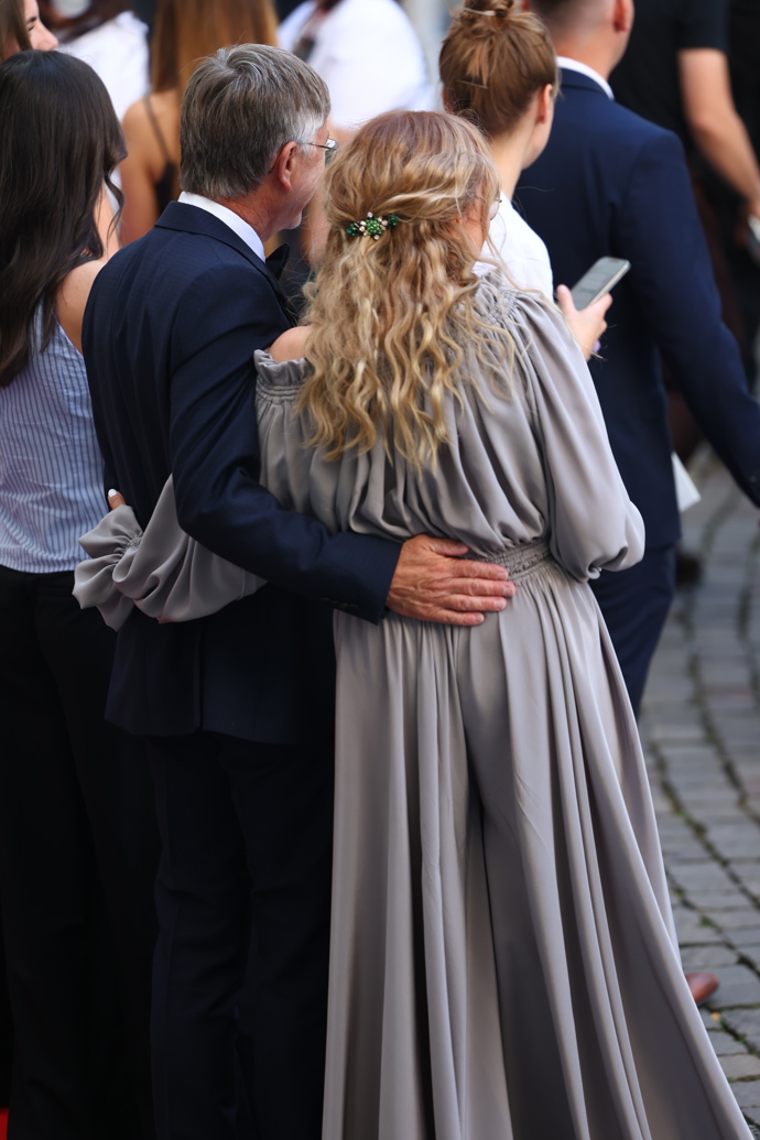 FOTO: Kateřina Žbirková po boku Hynka Chudárka . – stránka 395