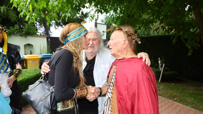 FOTO: František Ringo Čech vyvedl svoji sexy mladou manželku.