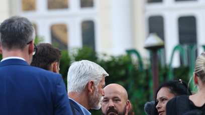 FOTO: Petr Pavel se svojí podobiznou.