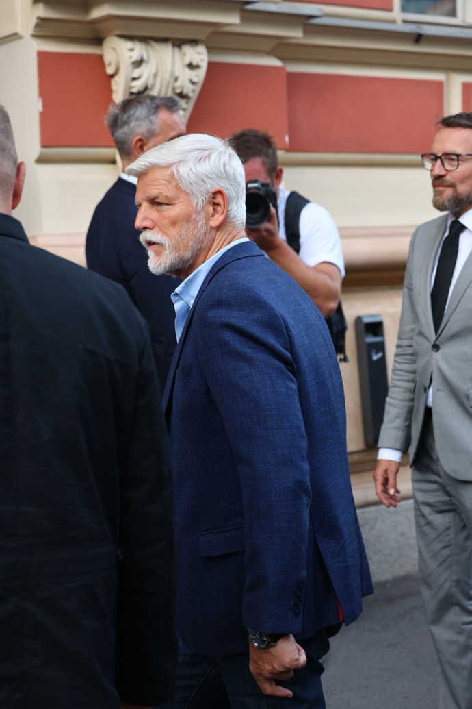 FOTO: Petr Pavel v Karlových Varech. – stránka 49